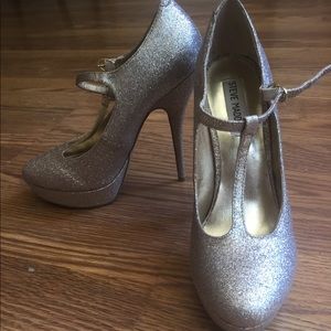 Steve Madden sparkle pump!! ✨